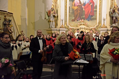 Koncert ve světle hudby - Kostel sv. Petra a Pavla Osek