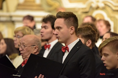 Koncert ve světle hudby - Kostel sv. Petra a Pavla Osek