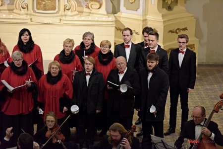 Koncert ve světle hudby - Kostel sv. Petra a Pavla Osek