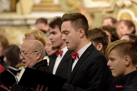 Koncert ve světle hudby - Kostel sv. Petra a Pavla Osek