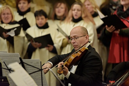 Koncert ve světle hudby - Kostel sv. Petra a Pavla Osek