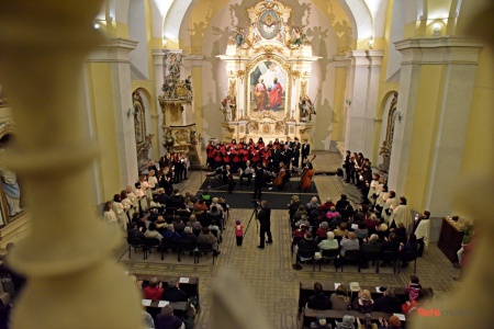 Koncert ve světle hudby - Kostel sv. Petra a Pavla Osek