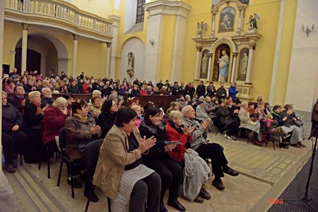 Koncert ve světle hudby - Kostel sv. Petra a Pavla Osek