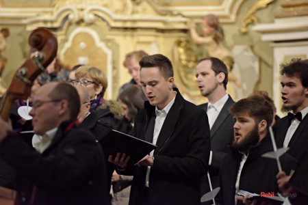 Koncert ve světle hudby - Kostel sv. Petra a Pavla Osek