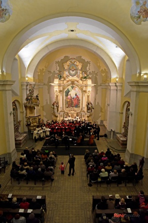 Koncert ve světle hudby - Kostel sv. Petra a Pavla Osek