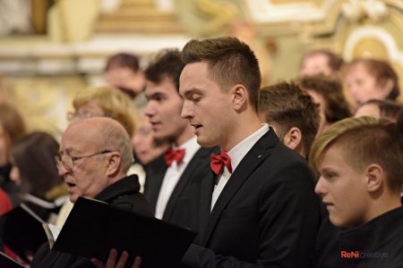 Koncert ve světle hudby - Kostel sv. Petra a Pavla Osek